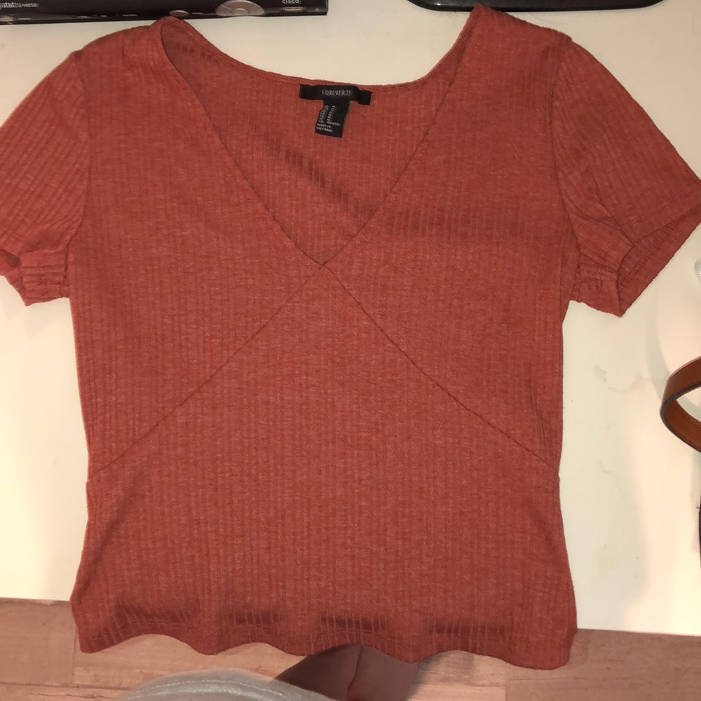 Red cropped shirt